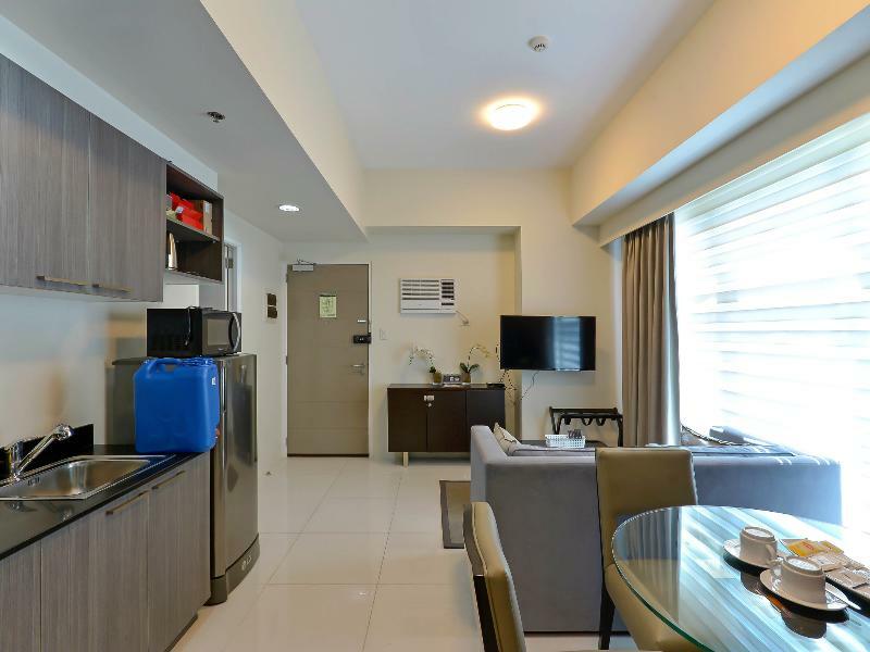 Currency Serviced Suites Pasig City Exterior photo